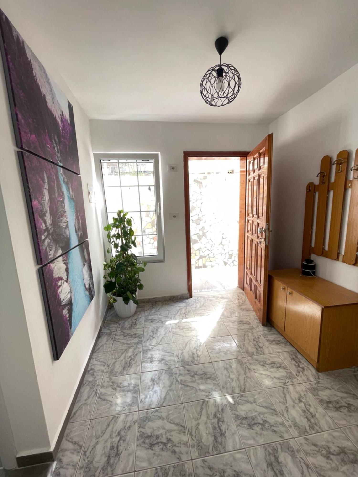 Guest House Luli Саранде Екстериор снимка